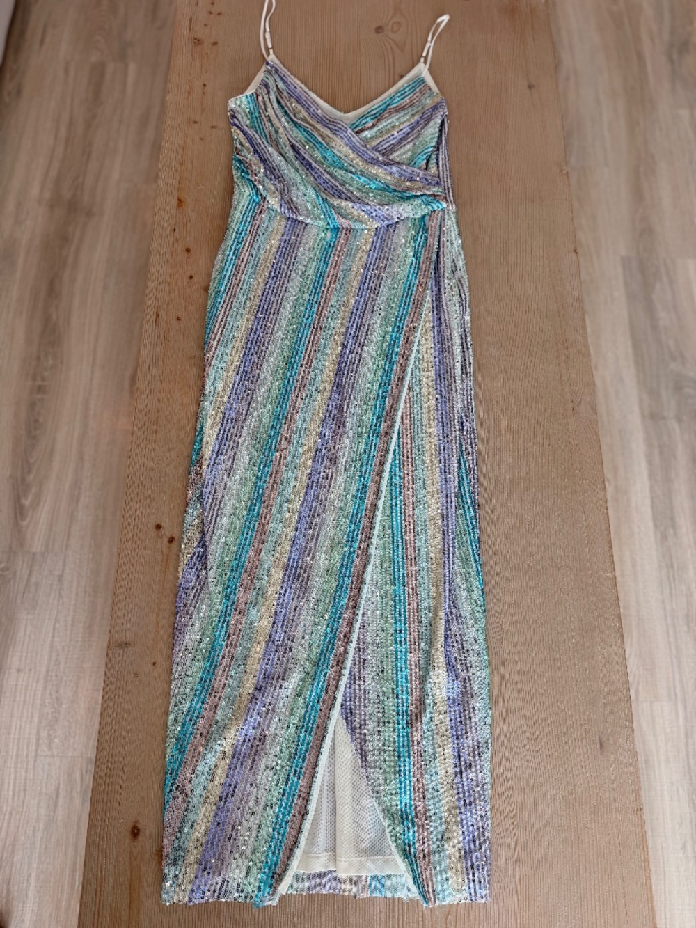 Beautiful Saylor Sequin Dress in Size Small
